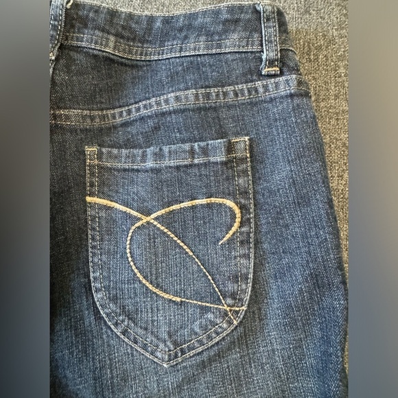 Chico's Women's Platinum Denim
Quartz Jeans Blue Size 0 Short Straight - Picture 3 of 12